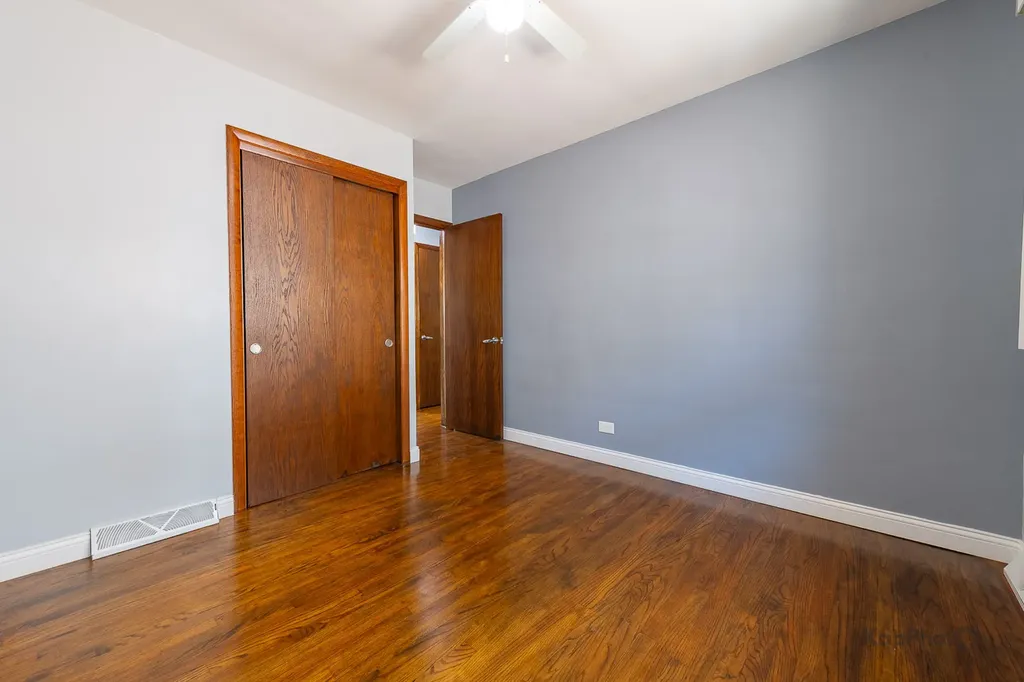 5157 South Kildare Avenue Chicago IL 60632