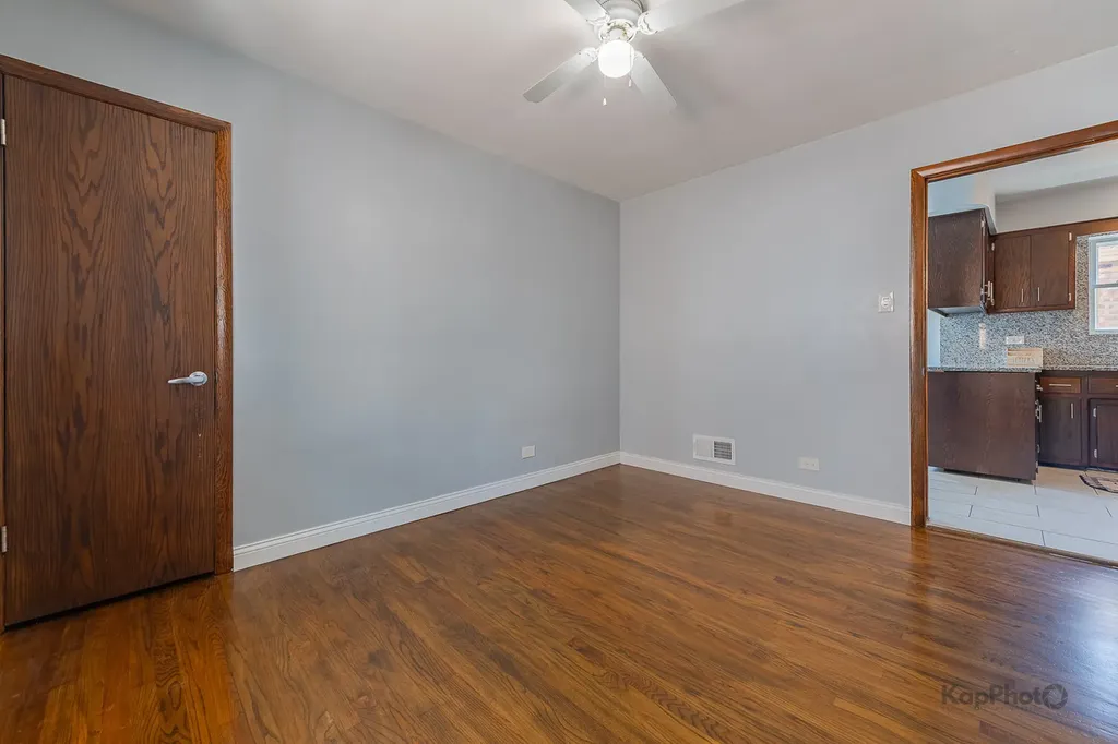 5157 South Kildare Avenue Chicago IL 60632