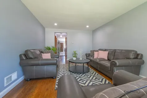5157 South Kildare Avenue Chicago IL 60632