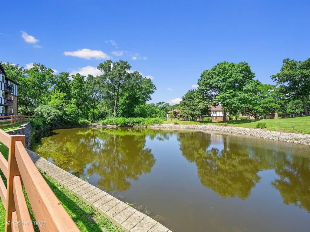 6820 Joliet Road Indian Head Park IL 60525