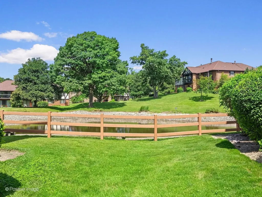 6820 Joliet Road Indian Head Park IL 60525