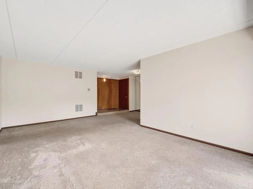 6820 Joliet Road Indian Head Park IL 60525