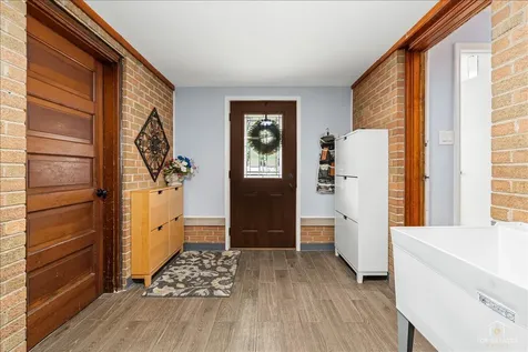 6250 North Kedvale Avenue Chicago IL 60646