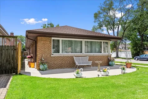 6250 North Kedvale Avenue Chicago IL 60646