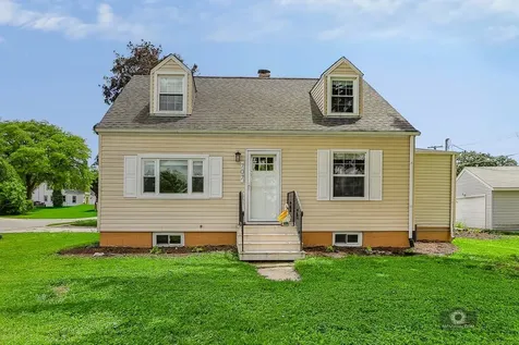 707 East 9th Street Lockport IL 60441