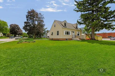 707 East 9th Street Lockport IL 60441