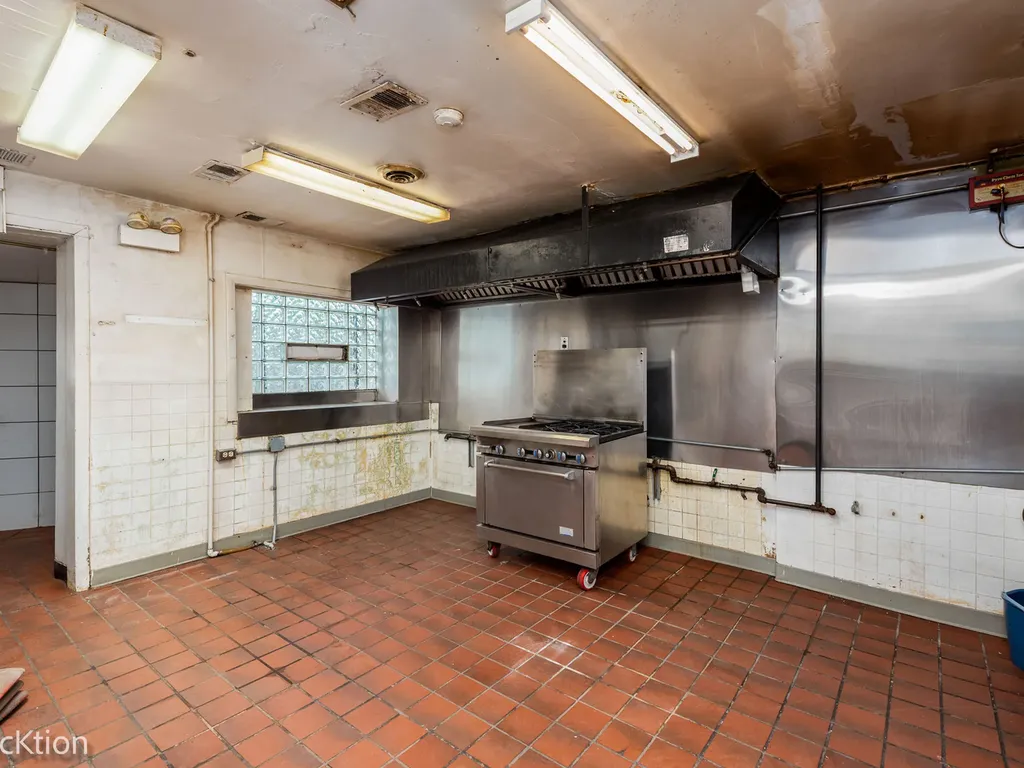 2506 North Clybourn Avenue Chicago IL 60614