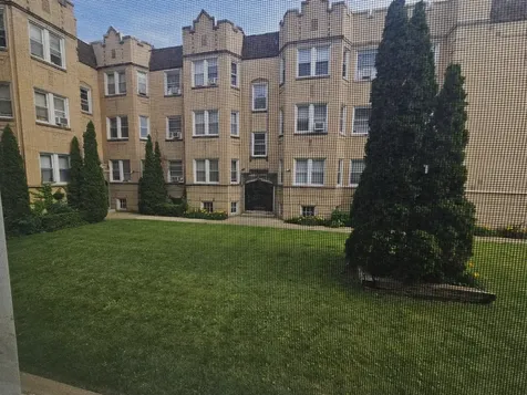 6551 North Francisco Avenue Chicago IL 60645