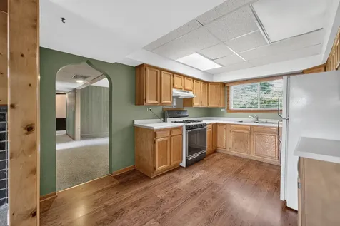 725 7TH Avenue Addison IL 60101