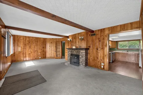 725 7TH Avenue Addison IL 60101