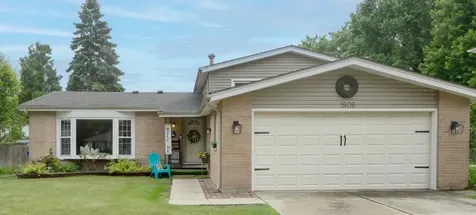 1909 East Maya Lane Mount Prospect IL 60056