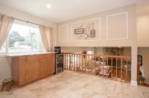 1909 East Maya Lane Mount Prospect IL 60056