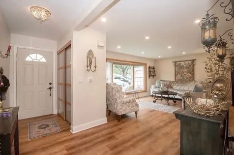 1909 East Maya Lane Mount Prospect IL 60056