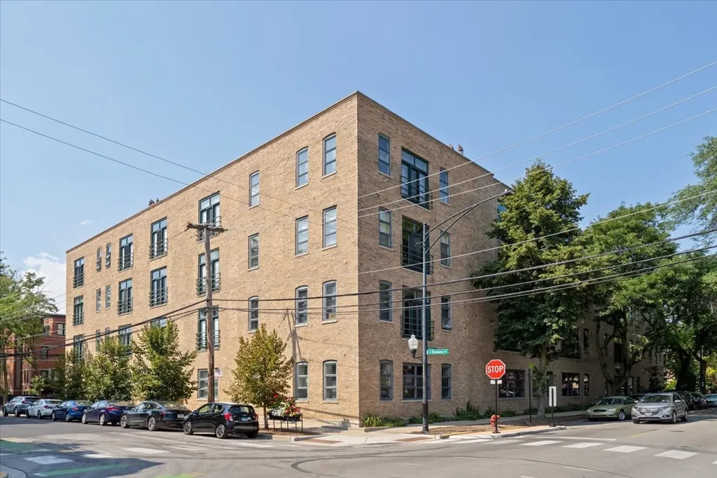2100 North Racine Avenue Chicago IL 60614