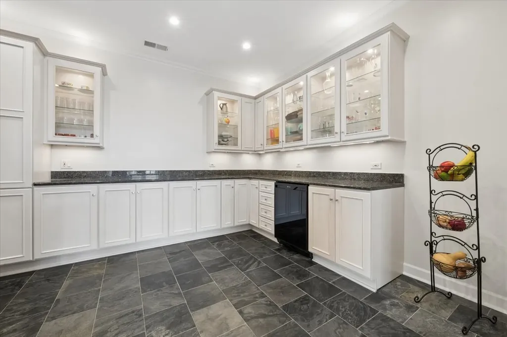 2100 North Racine Avenue Chicago IL 60614