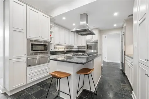 2100 North Racine Avenue Chicago IL 60614