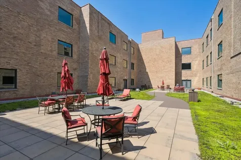2100 North Racine Avenue Chicago IL 60614