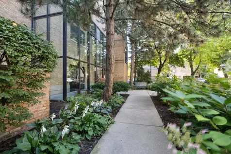 2100 North Racine Avenue Chicago IL 60614