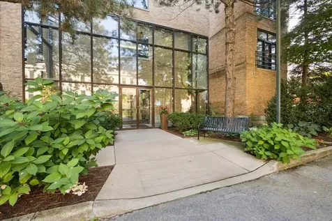 2100 North Racine Avenue Chicago IL 60614