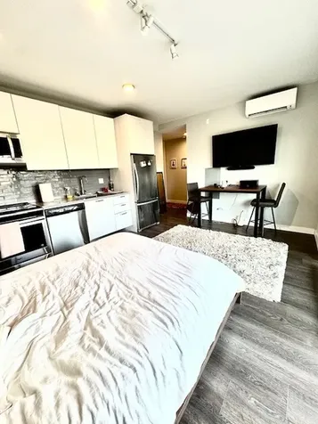 2407 West Eastwood Avenue Chicago IL 60625