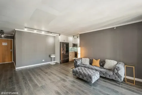 200 North Dearborn Street Chicago IL 60601