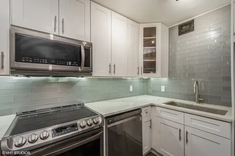 200 North Dearborn Street Chicago IL 60601