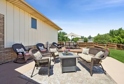7006 Coachwood Trail Tinley Park IL 60477
