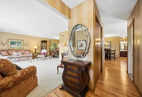 7006 Coachwood Trail Tinley Park IL 60477