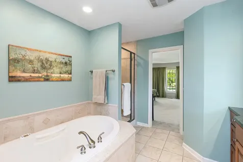 221 Hillwick Lane Schaumburg IL 60193