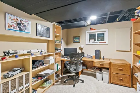 221 Hillwick Lane Schaumburg IL 60193