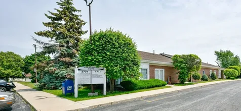 4701 Midlothian Turnpike Crestwood IL 60418