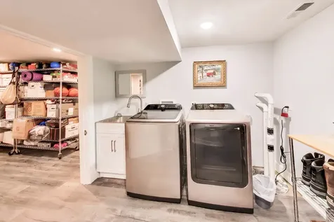 2934 North 77th Court Elmwood Park IL 60707