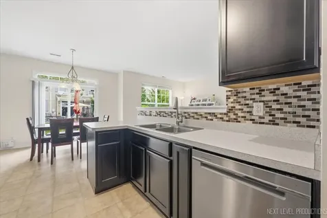 6N307 Whitmore Circle St. Charles IL 60174