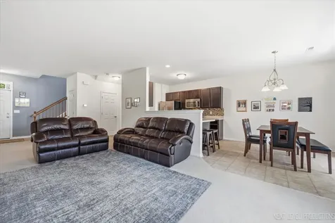 6N307 Whitmore Circle St. Charles IL 60174