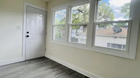 4107 West Addison Street Chicago IL 60641
