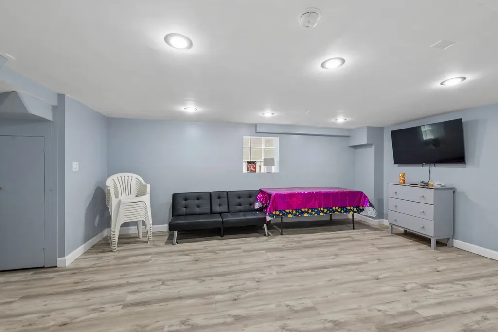 2656 North Newcastle Avenue Chicago IL 60707