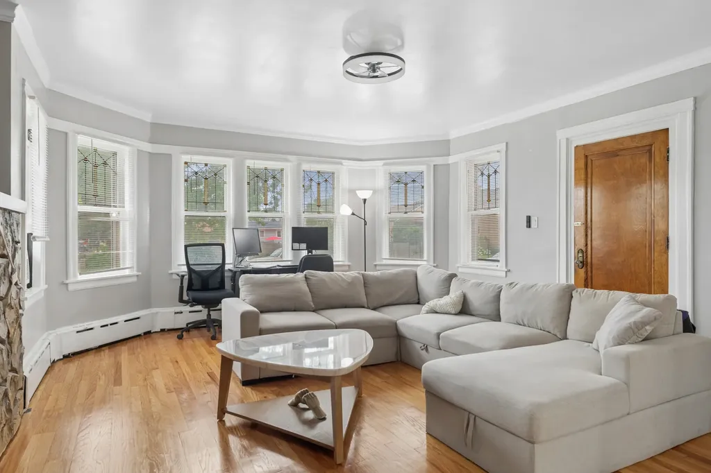 2656 North Newcastle Avenue Chicago IL 60707