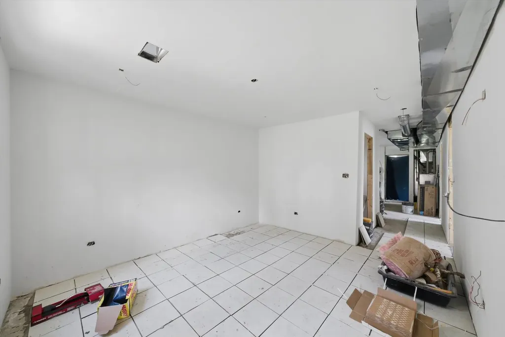2627 West Montgomery Avenue Chicago IL 60632