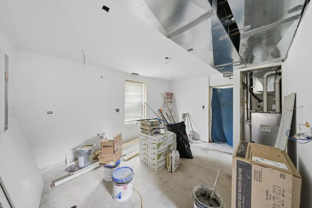 2627 West Montgomery Avenue Chicago IL 60632