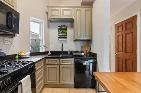 116 West Grand Avenue Chicago IL 60654