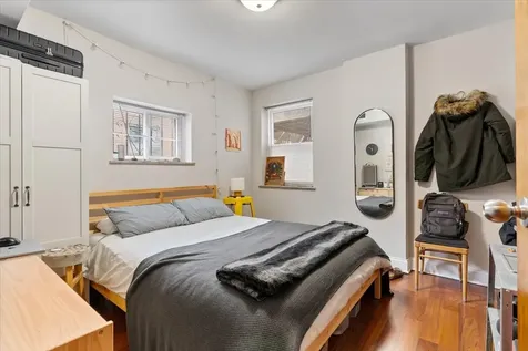 116 West Grand Avenue Chicago IL 60654