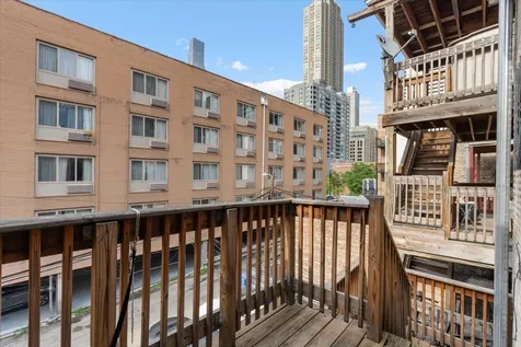 116 West Grand Avenue Chicago IL 60654