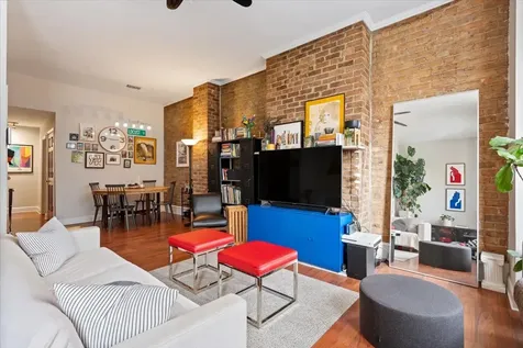 116 West Grand Avenue Chicago IL 60654