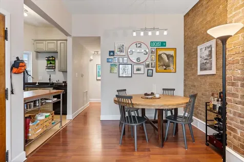 116 West Grand Avenue Chicago IL 60654