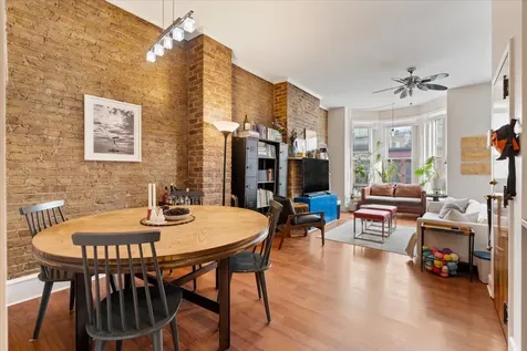 116 West Grand Avenue Chicago IL 60654