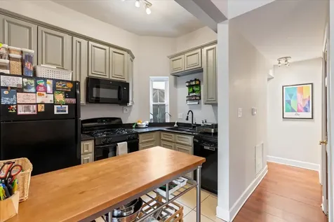 116 West Grand Avenue Chicago IL 60654
