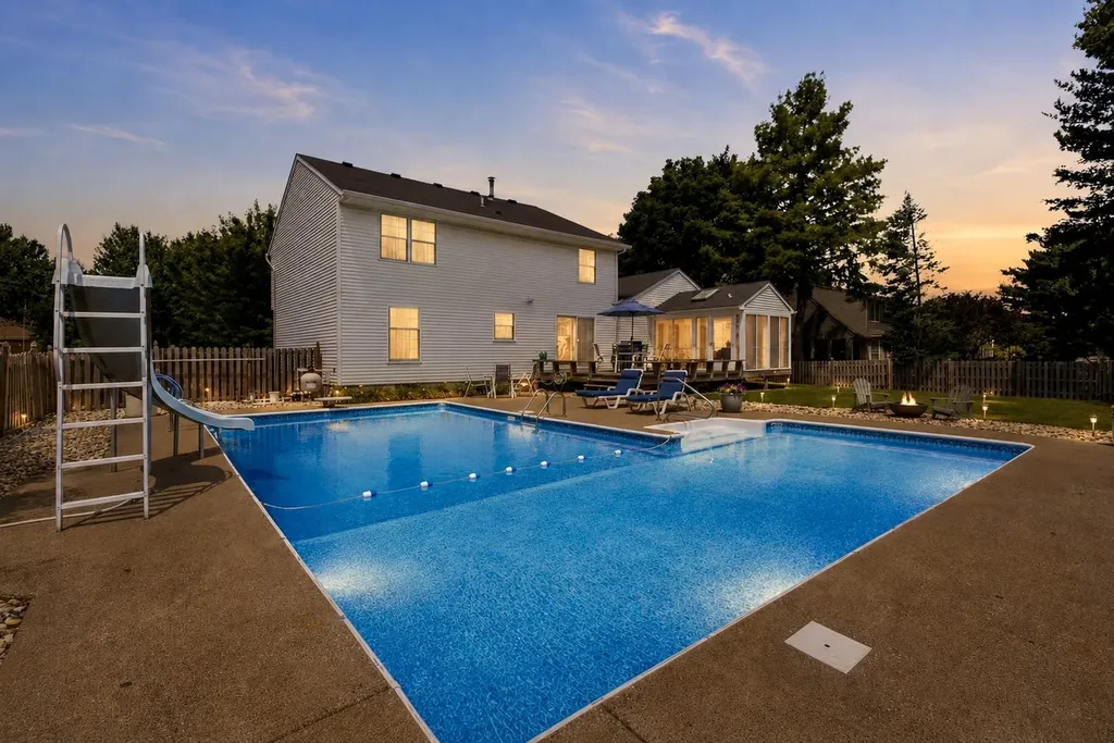 3610 73RD Street Moline IL 61265