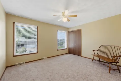 3610 73RD Street Moline IL 61265