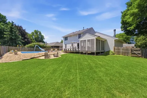 3610 73RD Street Moline IL 61265
