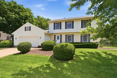 3610 73RD Street Moline IL 61265